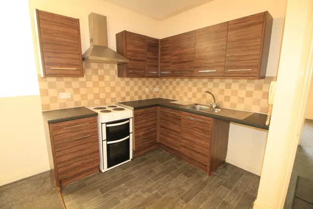 Highbury Road, Bulwell, NG6, photo 2