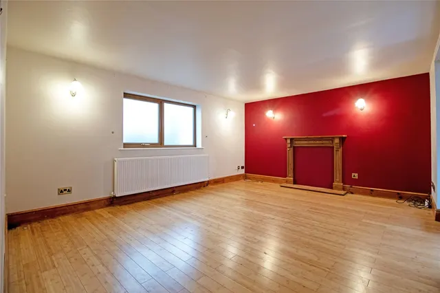 Gainsborough Road, Blyton, DN21, photo 3