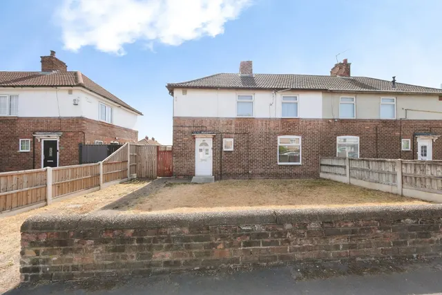 Aberconway Crescent, New Rossington, Doncaster, South Yorkshire, DN11, photo 1