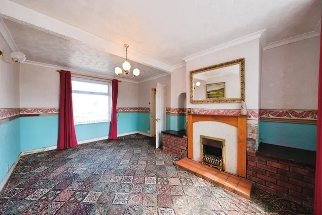 Photo 2 — Aberconway Crescent, New Rossington, Doncaster, South Yorkshire, DN11
