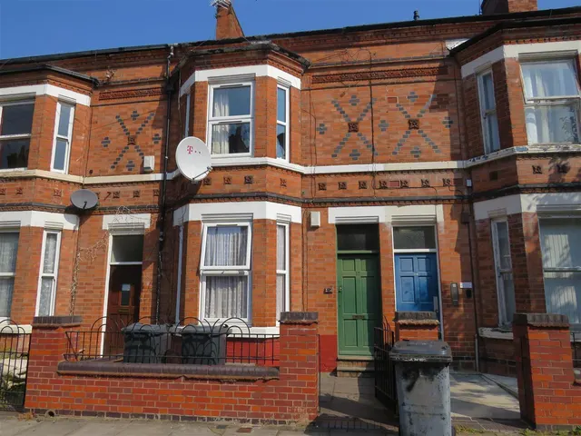 Severn Street, Leicester LE2, photo 1