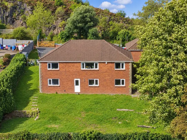 Hill Road, Neath Abbey, photo 1