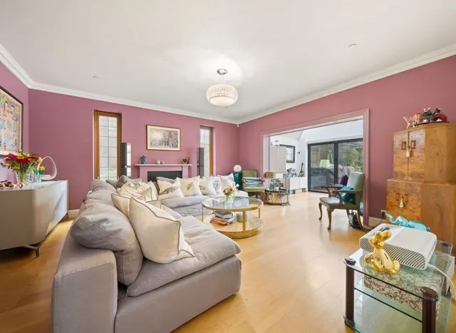 Photo 3 — Thorkhill Road, Thames Ditton, KT7