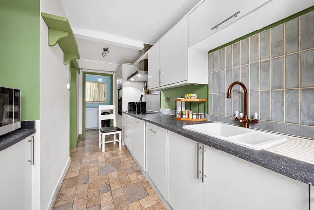 Abbots Avenue West, St. Albans, AL1, photo 3