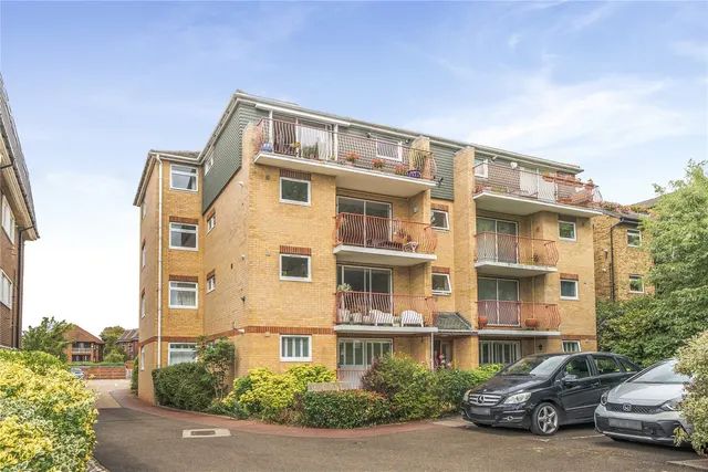 Overbury Avenue, Beckenham, BR3, photo 1