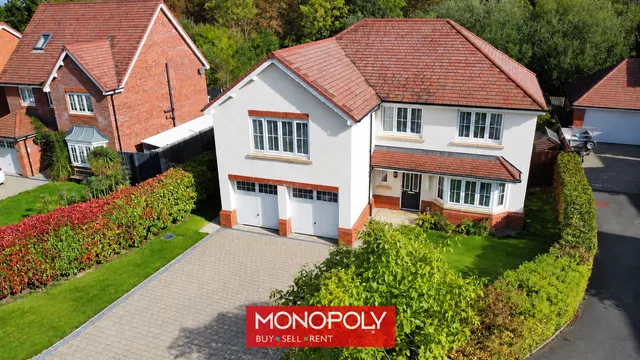 Holly Court, St. Asaph, LL17, photo 1