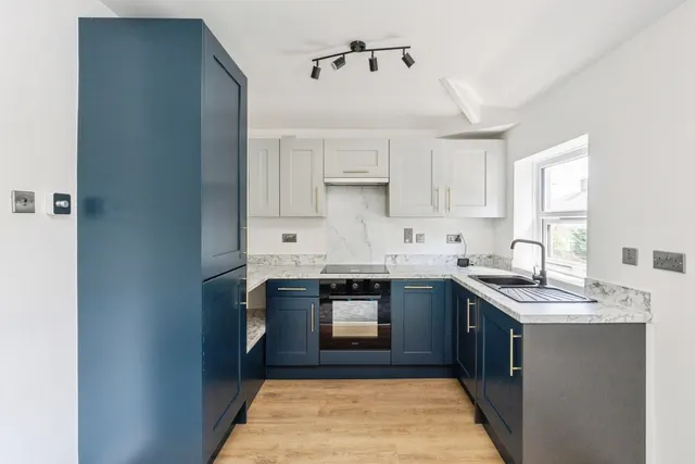 Secker Avenue, Warrington, WA4, photo 2