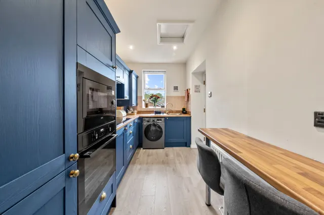 Photo 3 — Dingle Bank Close, Lymm, Lymm, WA13 0QR