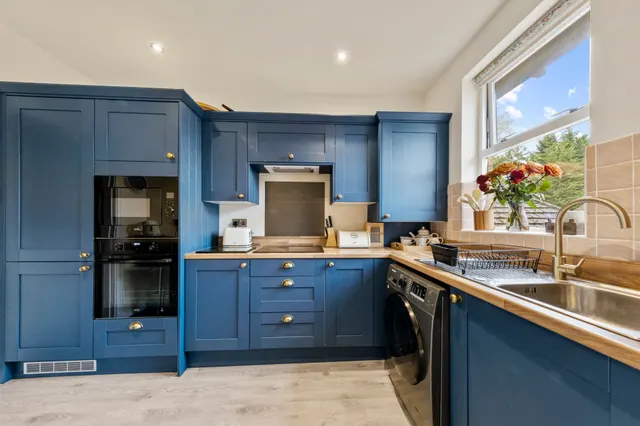 Photo 2 — Dingle Bank Close, Lymm, Lymm, WA13 0QR