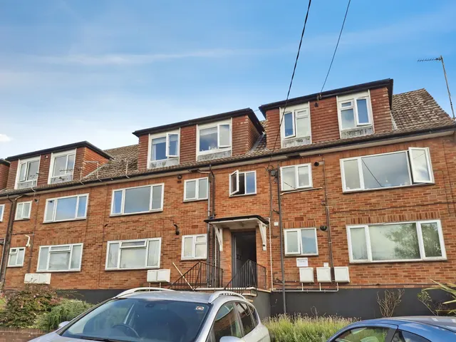 Bradham Court, Exmouth, EX8, photo 1