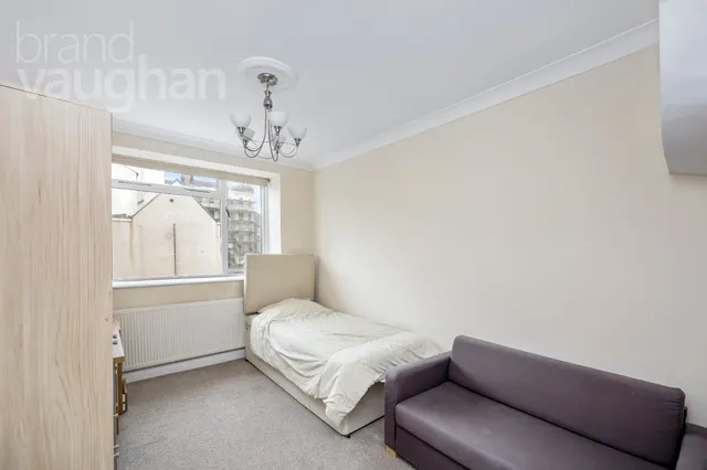 Chesham Place, Brighton, BN2, photo 3