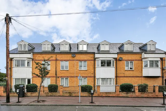 The Drive, Barking, IG11, photo 1