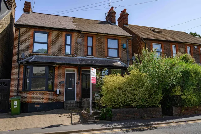 Lawn Lane, Hemel Hempstead, photo 1
