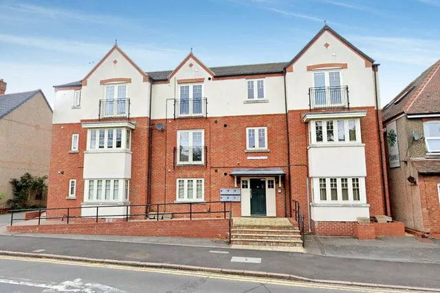 Hillmorton Road, Rugby, CV22 5AE, photo 1