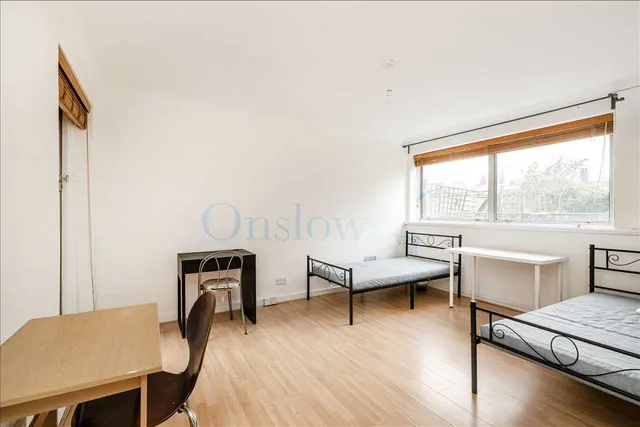 St Mary Le Park Court, Battersea, SW11, photo 2