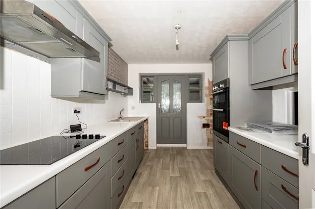 Photo 3 — Newton Close, Redditch, Worcestershire, B98 7YR