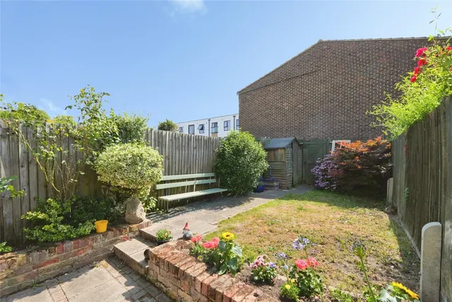 Photo 2 — White Horse Hill, Chislehurst, Kent, BR7