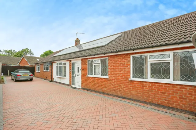 Ballater Close, Leicester, LE5, photo 2