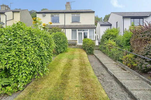 Rochdale Road, Triangle, Sowerby Bridge, photo 1