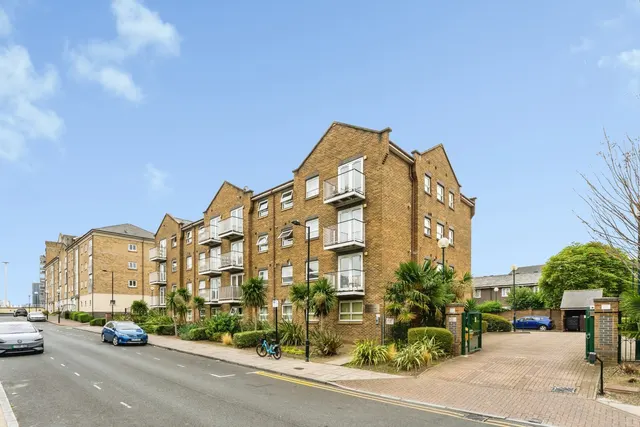 Millennium Drive, London, E14, photo 1