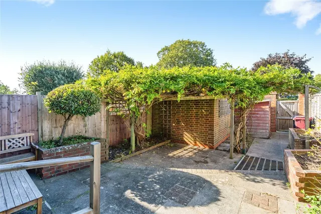Peter Weston Place, Chichester, PO19, photo 3