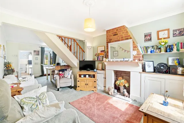 Photo 3 — Radnor Gardens, Twickenham, TW1 4NA