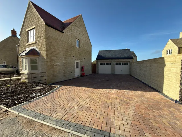 Ampney Meadows, Down Ampney, GL7, photo 2