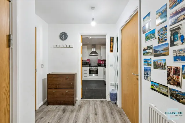 Mill Mead Road, London, N17, photo 3