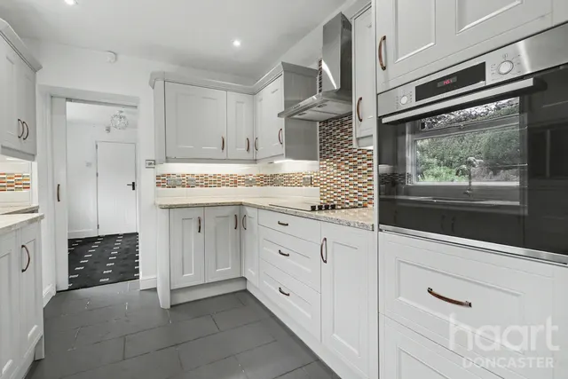Sandall Rise, Wheatley Hills, DN2, photo 2