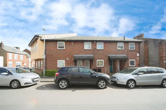Stanley Street, Luton, photo 1