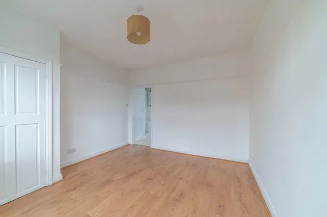 Belvedere Avenue, Reddish, SK5, photo 3