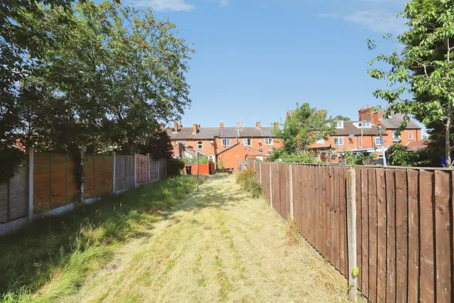 Photo 2 — Lorne Street, Kidderminster