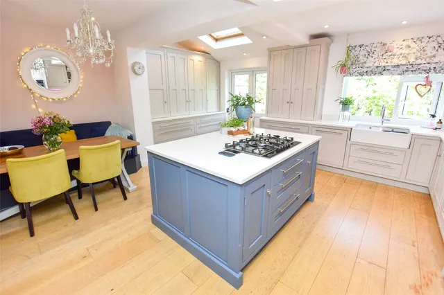 Photo 2 — Canterbury Road, Farnborough, Hampshire, GU14 6QP