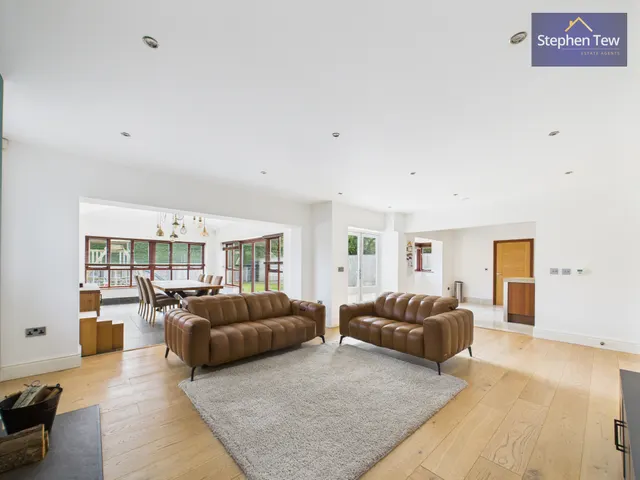 Garstang Road East, Poulton-Le-Fylde, FY6, photo 2