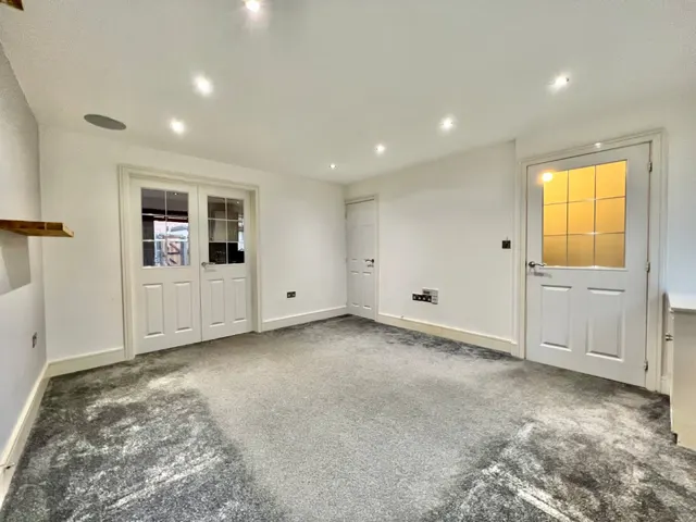 Elm Close, Little Stoke, BS34, photo 3