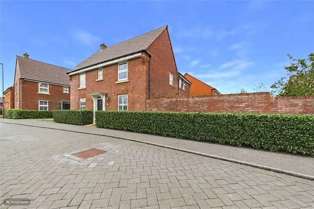 Alfred Way, Buckingham, MK18, photo 1