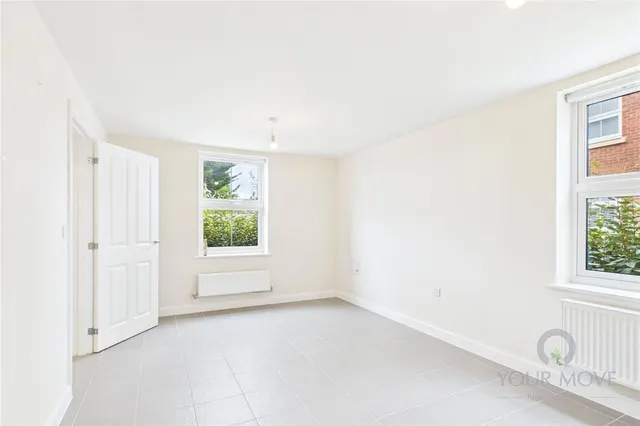 Photo 3 — Alfred Way, Buckingham, Buckinghamshire, MK18
