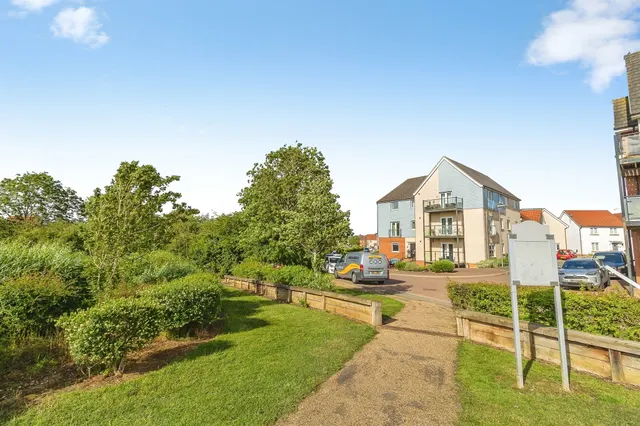 Tiree Court, Bletchley, Milton Keynes, photo 1