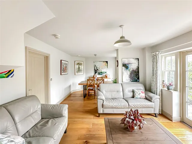 Bentfield Road, Stansted, CM24, photo 2