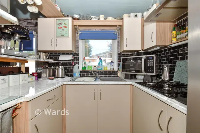 New Dover Road, Capel-Le-Ferne, CT18, photo 3