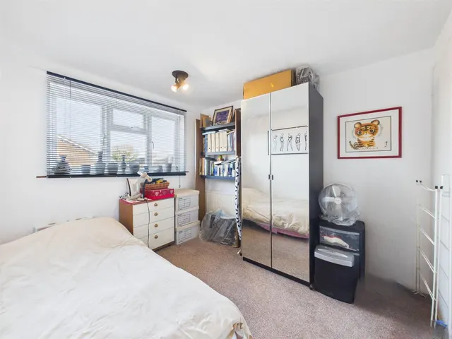 Photo 3 — Leaholme Way, Ruislip, HA4 7RA