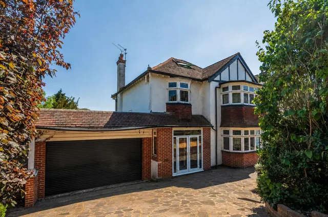 Downlands Road, PURLEY CR8 4JE, photo 1