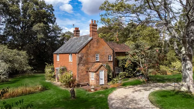 Westridge, Highclere, RG20, photo 3