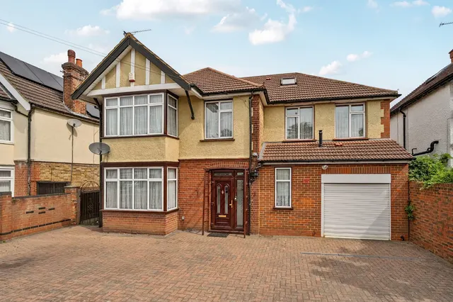 Langley Road, Langley, SL3, photo 1