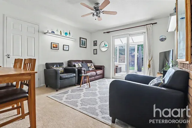 Copeland, South Bretton, PE3, photo 3