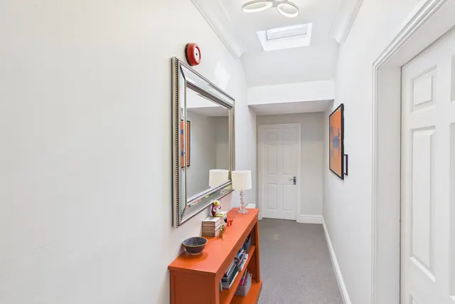 Meadowcroft House, Storrs Park, LA23, photo 2