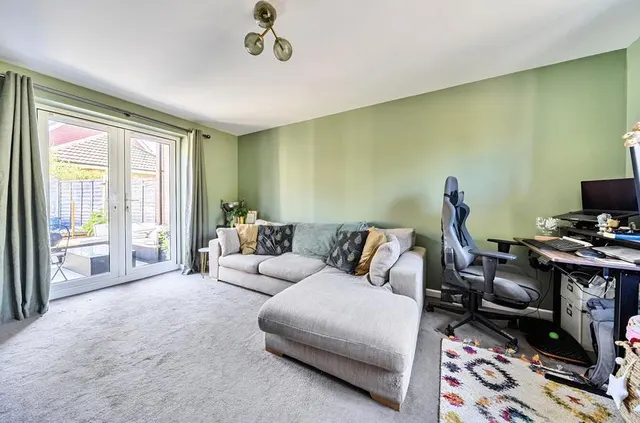 Butler Drive, Bracknell, RG12, photo 3