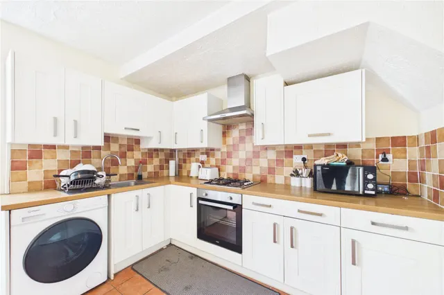 Thirlmere Avenue, Tilehurst, RG30, photo 2