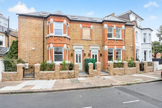 Jephtha Road, London, SW18, photo 1