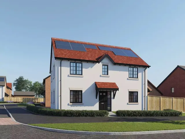 Newcastle Road, Whitmore, ST5, photo 1